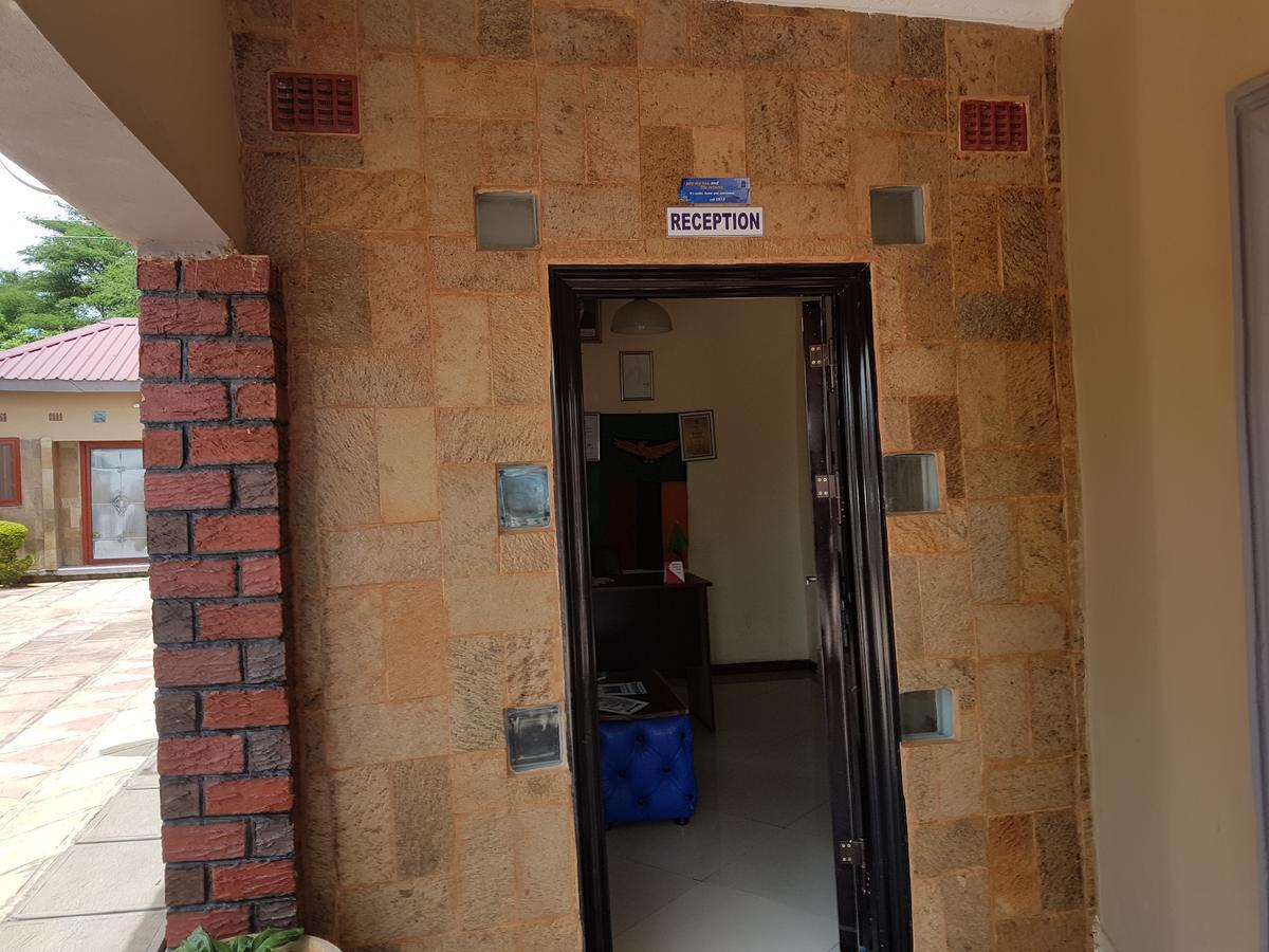 Rugems Executive Lodge Lusaka Exterior photo