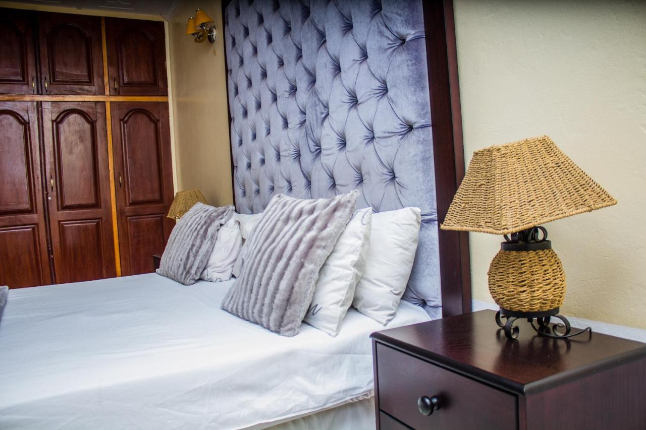 Rugems Executive Lodge Lusaka Exterior photo